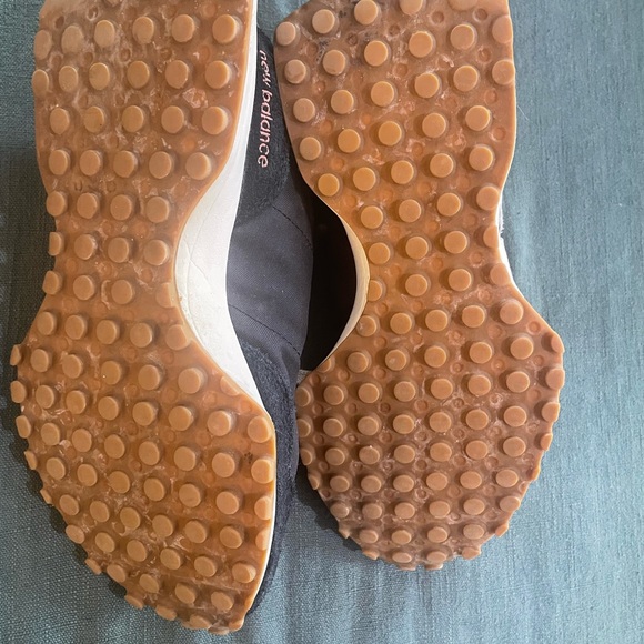 New Balance navy and white Athletic Shoes - Picture 4 of 6